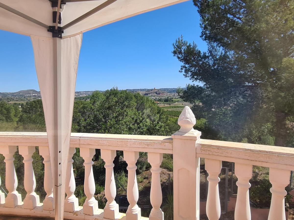 Villa Château Angélique à Montroy Extérieur photo